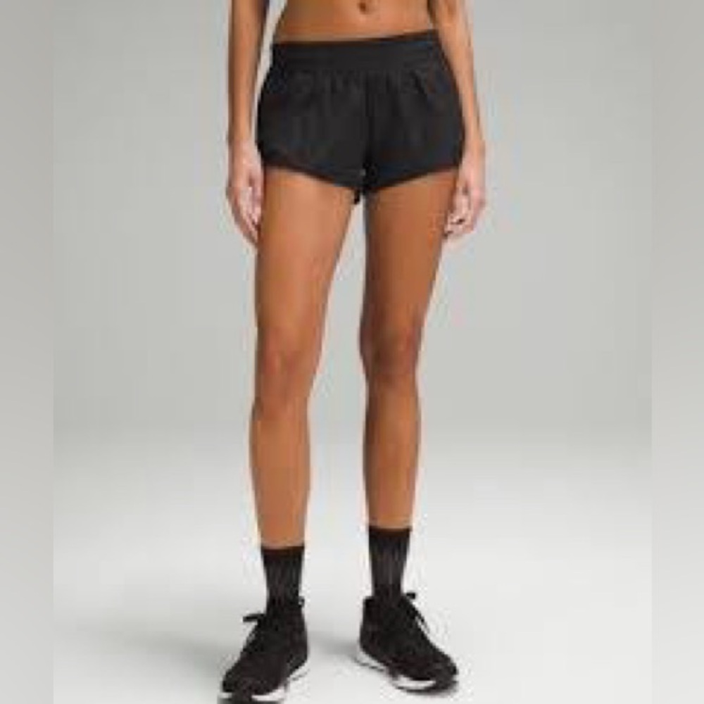 lululemon athletica Black Women's low rise hotty hot Running Shorts